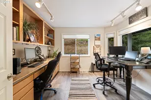 95037 Haynes Way Ln, North Bend, OR 97459 - Photo 19