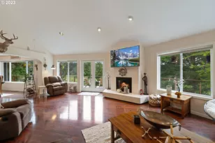 95037 Haynes Way Ln, North Bend, OR 97459 - Photo 17