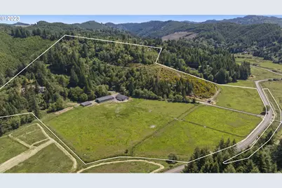 95037 Haynes Way Ln, North Bend, OR 97459 - Photo 3