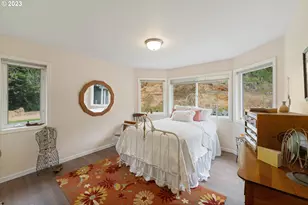 95037 Haynes Way Ln, North Bend, OR 97459 - Photo 21