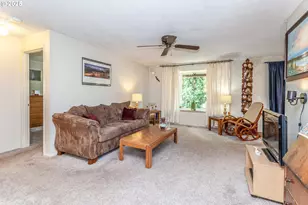 1387 NW Riverview Ave, Gresham, OR 97030 - Photo 3