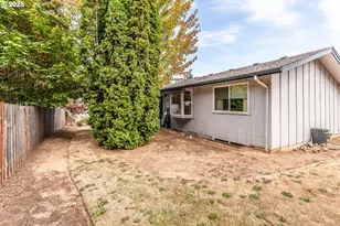 1387 NW Riverview Ave, Gresham, OR 97030 - Photo 23