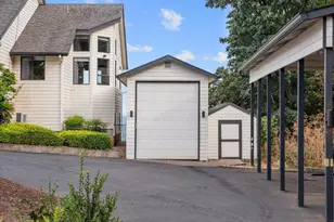 4000 Eola Dr NW, Salem, OR 97304 - Photo 3