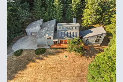 978 Wildflower Ln, Oakland, OR 97462 - Photo 1