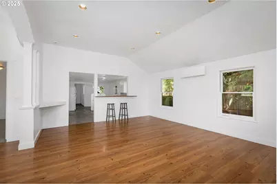 10612 NW Skyline Blvd, Portland, OR 97231 - Photo 9