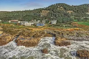 680 Coolidge Ln, Yachats, OR 97498 - Photo 5