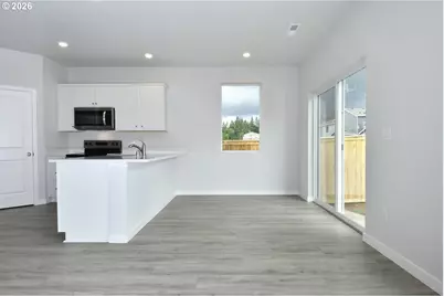 1347 NE Clark Ave, Battle Ground, WA 98604 - Photo 3