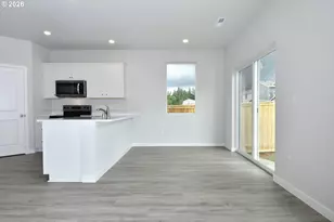 1347 NE Clark Ave, Battle Ground, WA 98604 - Photo 3