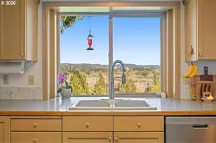 32501 NW Eagle Crest Dr, Ridgefield, WA 98642 - Photo 9