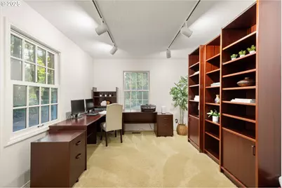 541 SW Ashdown Cir, West Linn, OR 97068 - Photo 9