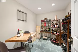 541 SW Ashdown Cir, West Linn, OR 97068 - Photo 15