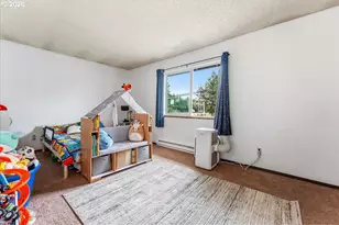 1649 NE Kane Dr, Gresham, OR 97030 - Photo 17