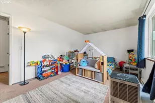 1649 NE Kane Dr, Gresham, OR 97030 - Photo 19