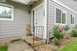 1649 NE Kane Dr, Gresham, OR 97030 - Photo 3