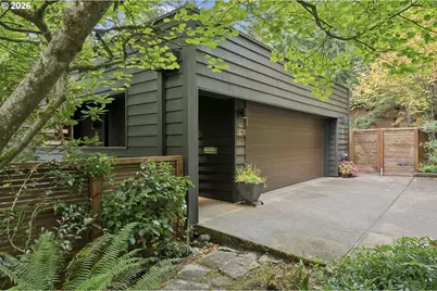 2538 SW Sherwood Dr, Portland, OR 97201 - Photo 1