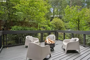 2538 SW Sherwood Dr, Portland, OR 97201 - Photo 11