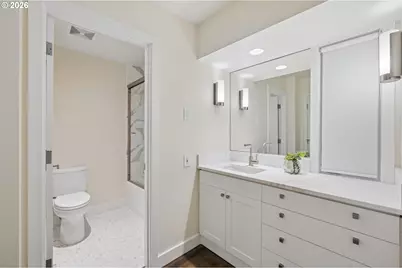 2538 SW Sherwood Dr, Portland, OR 97201 - Photo 39