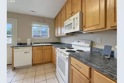 714 Pioneer Rd #3B, Brookings, OR 97415 - Photo 9