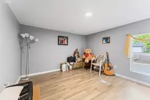 13115 SE Foster Rd, Portland, OR 97236 - Photo 15