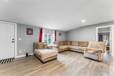 13115 SE Foster Rd #4, Portland, OR 97236 - Photo 5