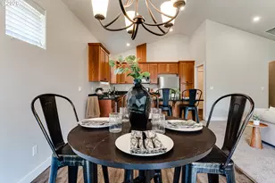 908 Pennington Ct, Eugene, OR 97404 - Photo 31