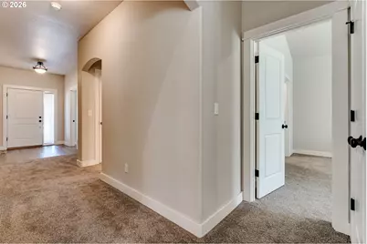 908 Pennington Ct, Eugene, OR 97404 - Photo 17