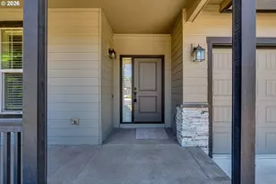 908 Pennington Ct, Eugene, OR 97404 - Photo 3