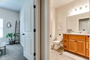 908 Pennington Ct, Eugene, OR 97404 - Photo 11