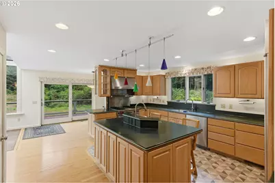 61370 Old Wagon Rd, Coos Bay, OR 97420 - Photo 19