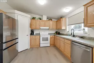 1247 Boardwalk Ave, Molalla, OR 97038 - Photo 15