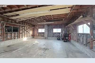 800 Territorial St, Harrisburg, OR 97446 - Photo 25