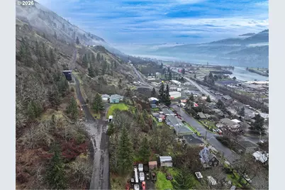 1 E Franklin, Bingen, WA 98605 - Photo 11