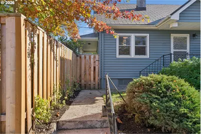 7214 N Baltimore Ave, Portland, OR 97203 - Photo 5