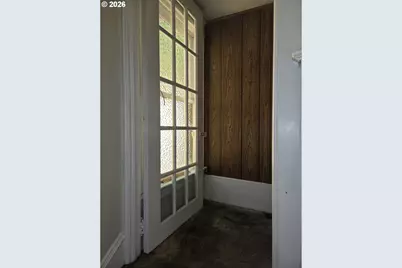 1411 NE Tillamook St, Portland, OR 97212 - Photo 11