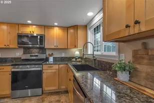 1393 SW Alexander Dr, Dallas, OR 97338 - Photo 19