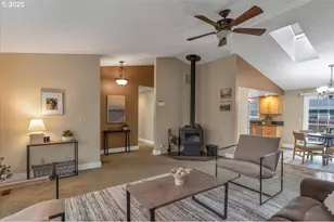 1393 SW Alexander Dr, Dallas, OR 97338 - Photo 9