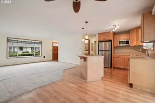 866 NE Fleming Ave, Gresham, OR 97030 - Photo 9