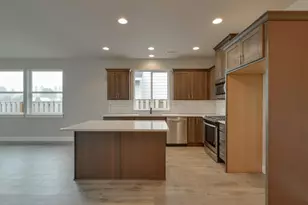 798 NE Alderwood Dr, Estacada, OR 97023 - Photo 3