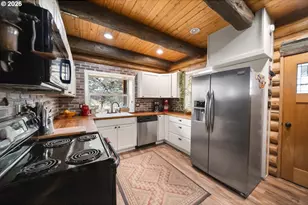 2260 SE Highland Rd, Prineville, OR 97754 - Photo 9