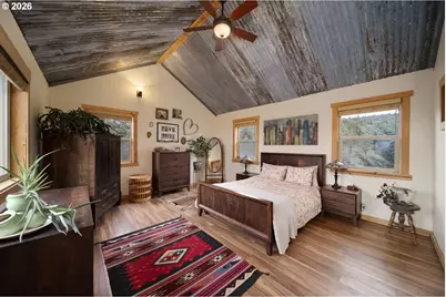 2260 SE Highland Rd, Prineville, OR 97754 - Photo 17