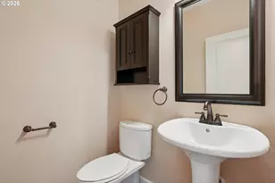 604 NW Mount Bachelor St, McMinnville, OR 97128 - Photo 17