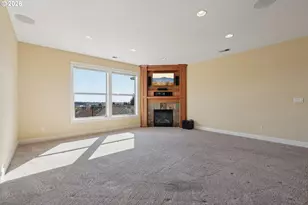 604 NW Mount Bachelor St, McMinnville, OR 97128 - Photo 7