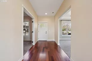 604 NW Mount Bachelor St, McMinnville, OR 97128 - Photo 5