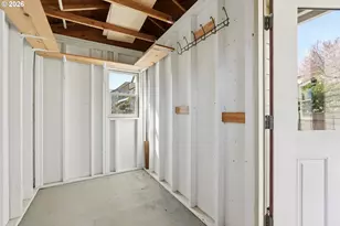 604 NW Mount Bachelor St, McMinnville, OR 97128 - Photo 41