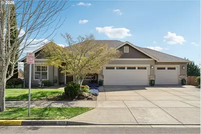 604 NW Mt Bachelor St, McMinnville, OR 97128 - Photo 1