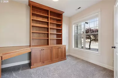 604 NW Mt Bachelor St, McMinnville, OR 97128 - Photo 15