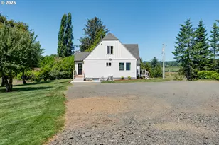 90635 Spring Rd, Astoria, OR 97103 - Photo 37