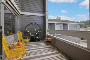 637 SE Linn St, Portland, OR 97202 - Photo 21