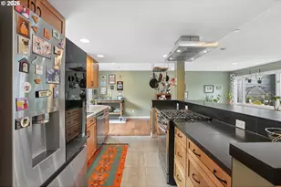 637 SE Linn St, Portland, OR 97202 - Photo 17