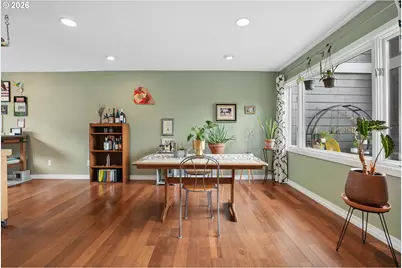 637 SE Linn St #E, Portland, OR 97202 - Photo 11